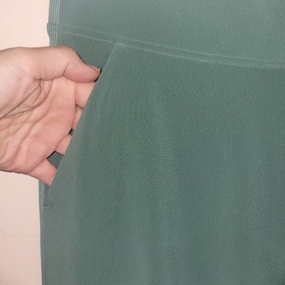 Athleta 10T Trekkie Pants in Sage Green - Picture 2 of 12